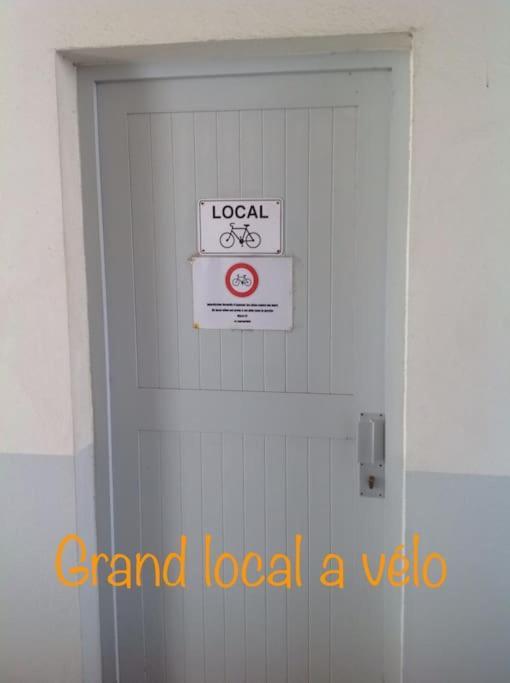 Saint-Martin-de-Ré Eole, Idealement Situe Sur Le Port De St Martin De Re מראה חיצוני תמונה